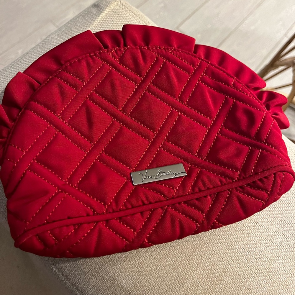 Vera Red Cosmetic